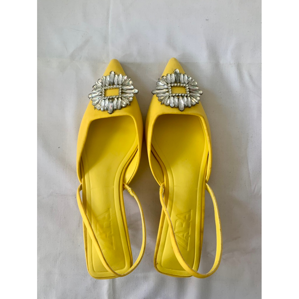 Preloved - ZARA Heels Kuning Ori Size 39 With Box