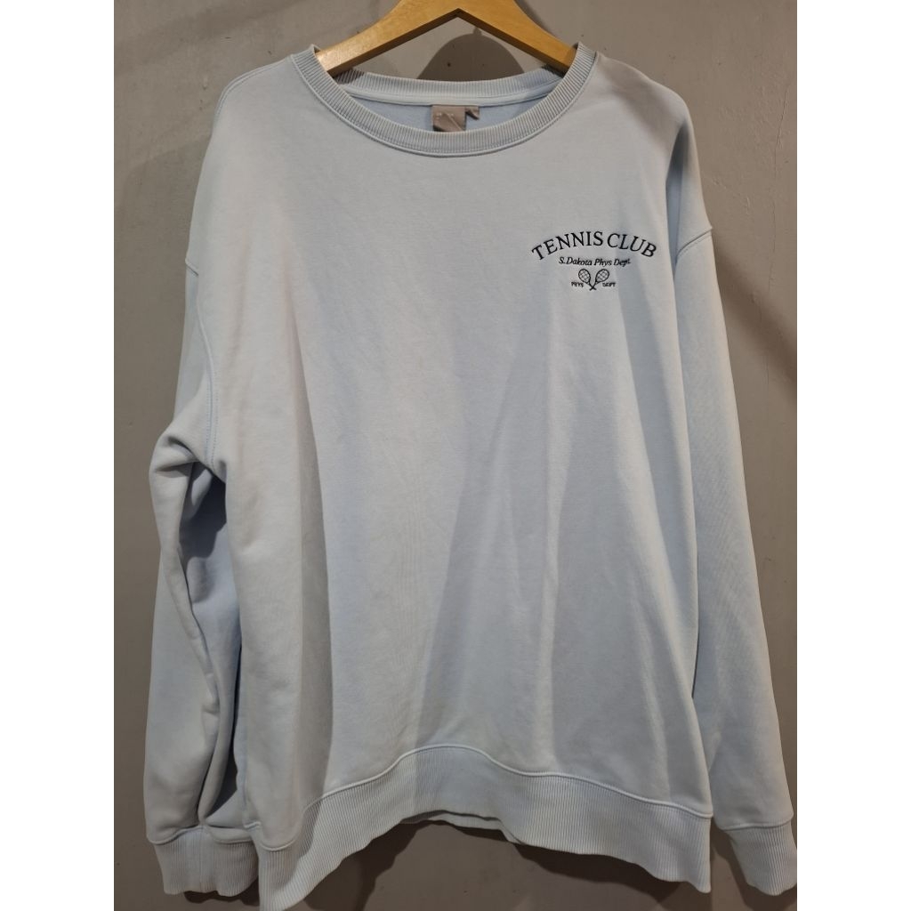 (Preloved) Sweater Unisex Spao