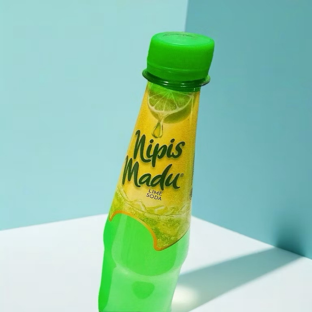 

Nipis Madu Lime Soda 330 mL per Dus