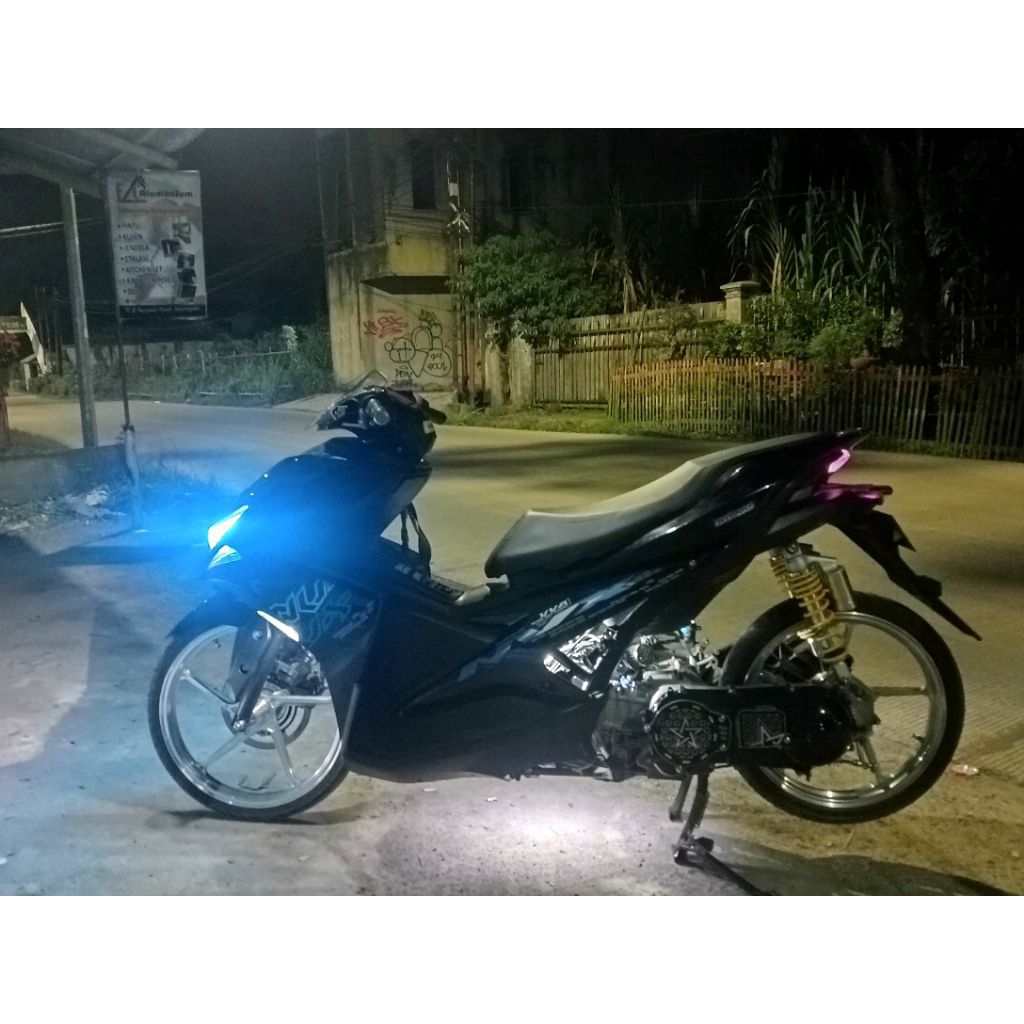 Shockbreaker bekas merk DBS tabung untuk matic double shock ukuram 305/310