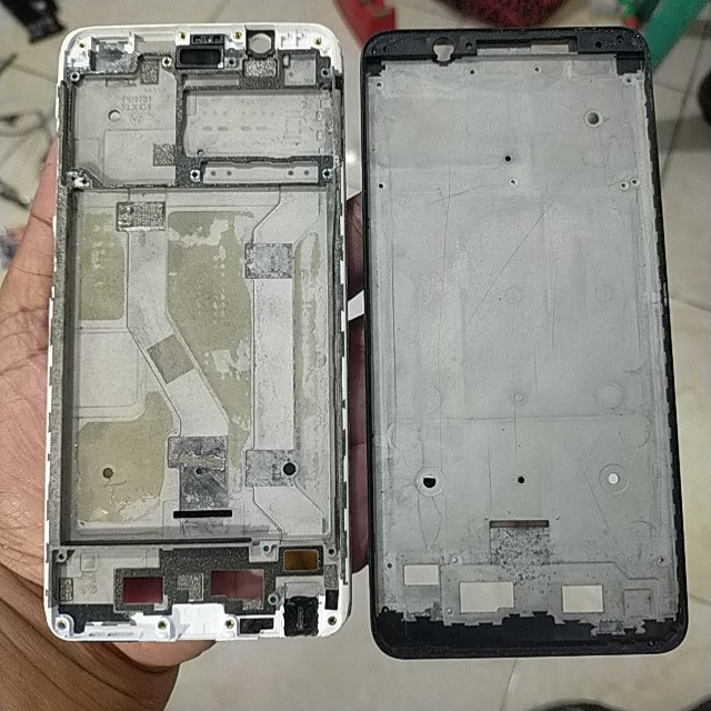 Tatakan LCD Vivo Y71 Frame Bezzel Vivo Y71 Speaker Earpice Vivo Y71 Tulang LCD Vivo Y71 Speaker Atas