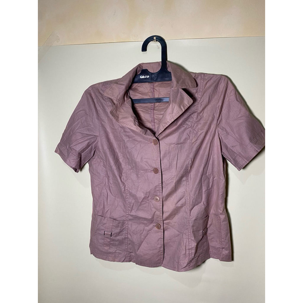 Kemeja Slim Fit Wanita