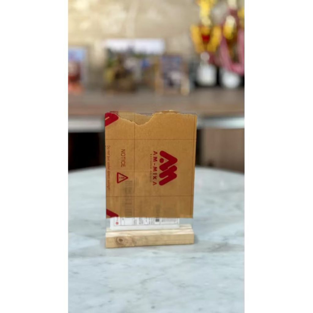 

Akrilik Tempat Brosur/ Tent Holder/ Tent Card KAKI KAYU Uk 23x29