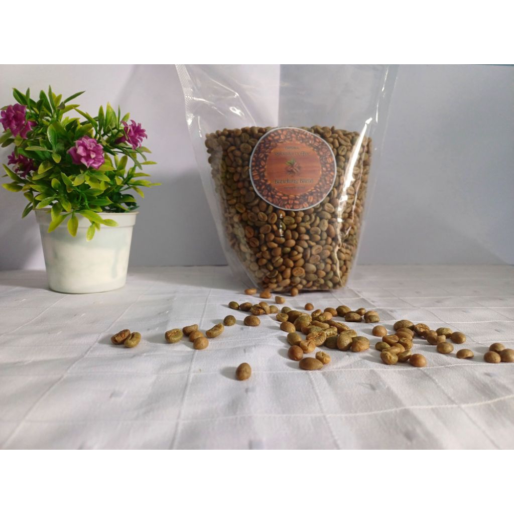 

Grenn bean Robusta / Biji kopi Robusta 1kg grade 1, Natural process tumbuk untuk memisahkan kulit kopi dan biji nya