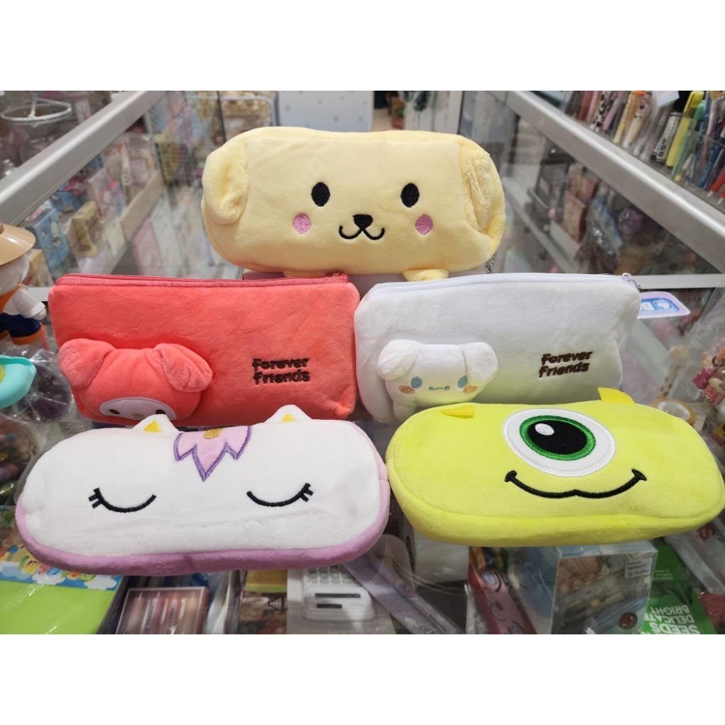 

Kotak Pensil Bulu Sanrio / Tempat pensil Plushy Karakter/ Pouch Kosmetik