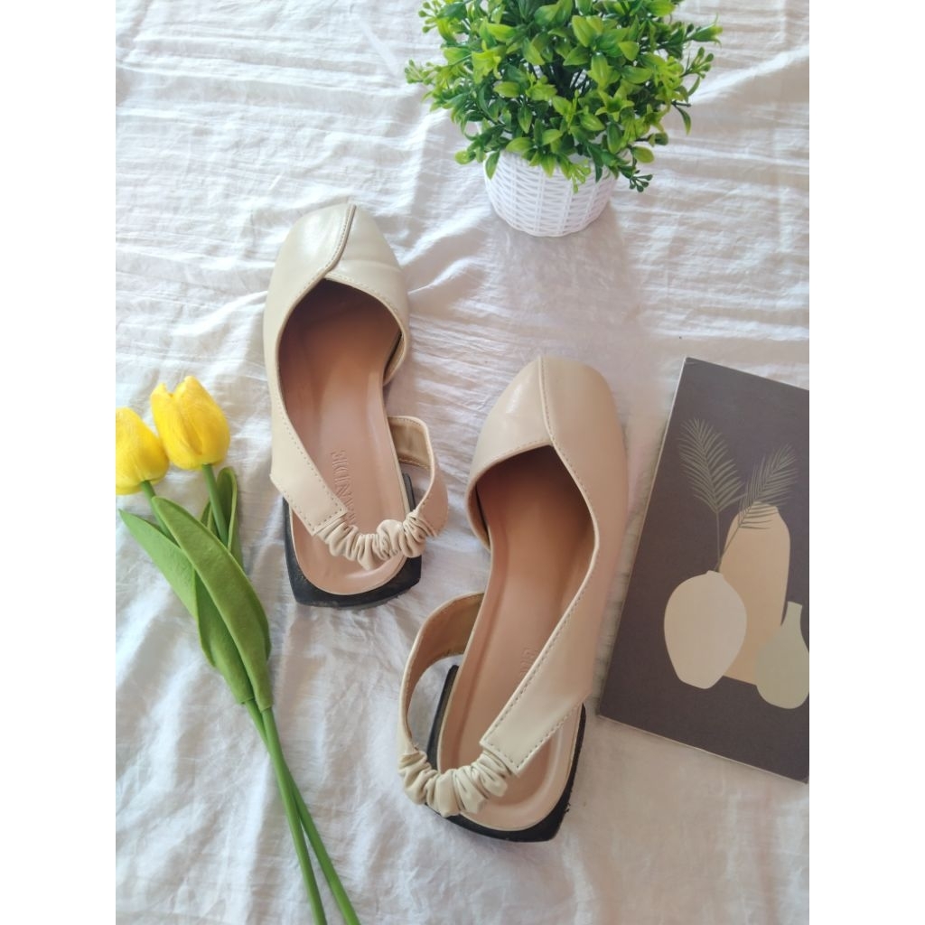 Preloved flatshoes size 36