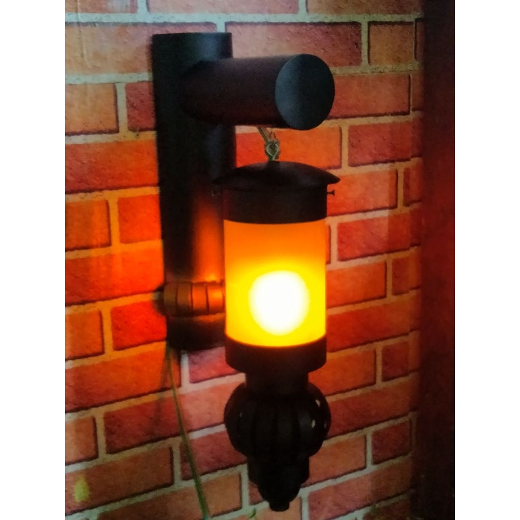 LAMPU DINDING TEMPEL/ LAMPU TERAS/ LAMPU API/ LAMPU HIAS BAHAN PVC