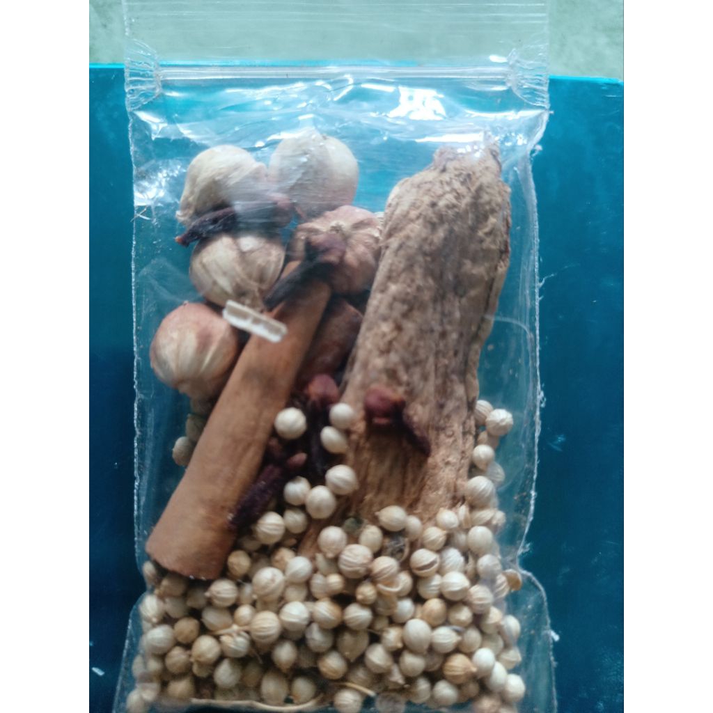 

1 PCS WEDANG DETOX RAHIM DAN LANCARKAN HAID