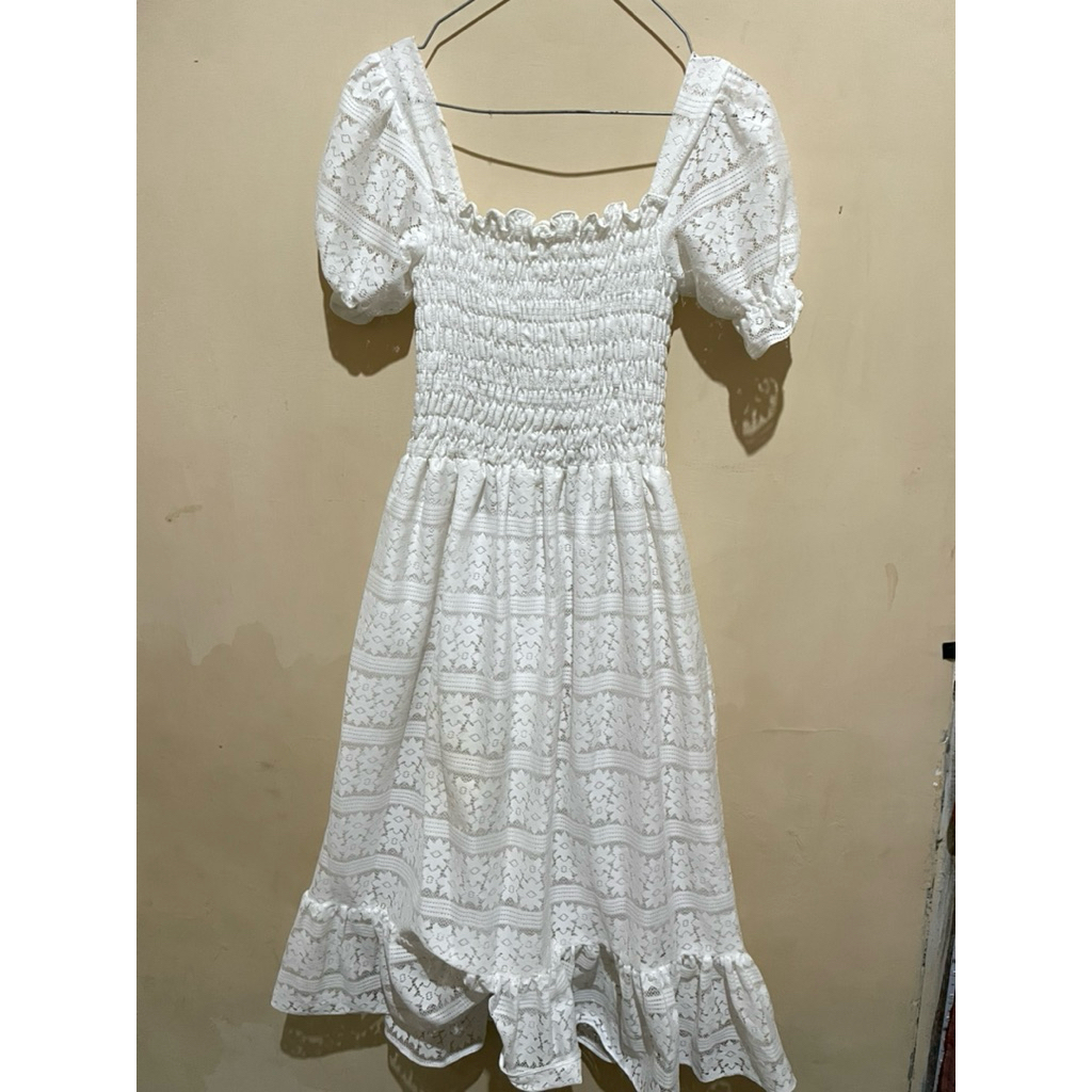 PRELOVED bona dress white/ dress natal/dress pantai