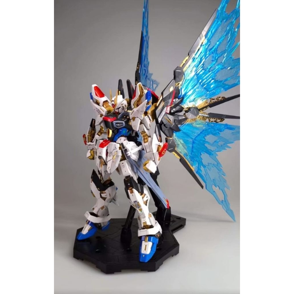 MG 1/100 Changlong MGEX Strike Freedom 7701 + Wing Of Light