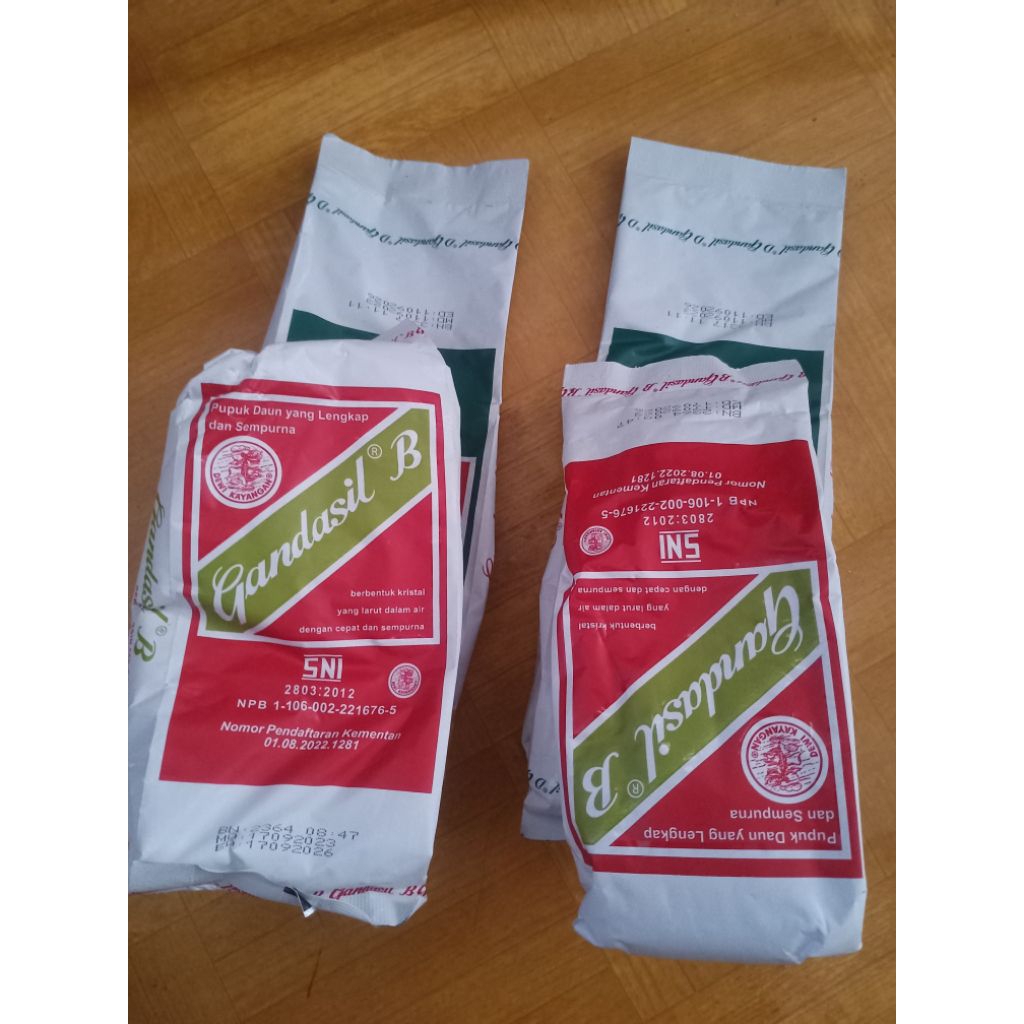 Pupuk Gandasil B D 1 Paket 1kg Hemat di kantong Untuk pertumbuhan Akar Daun buah