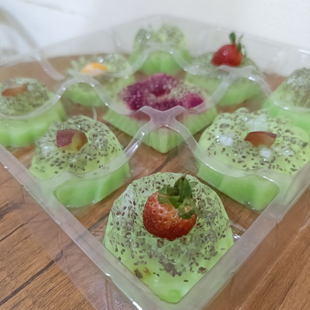 

Max H-1 Hadiah Hampers Parcel Bingkisan Puding Buah Jelly Susu Ultah Ulang Tahun Anak