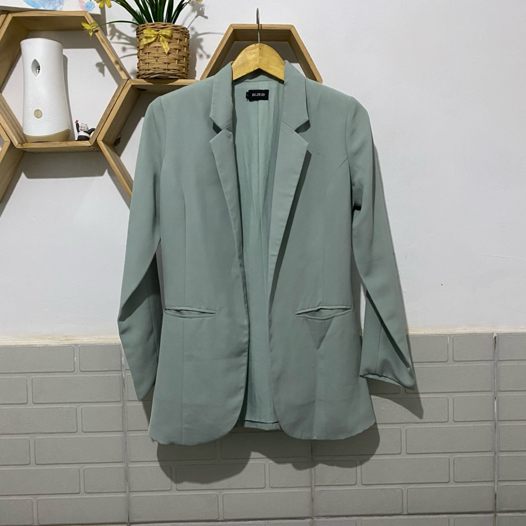 preloved blazer blzr.id