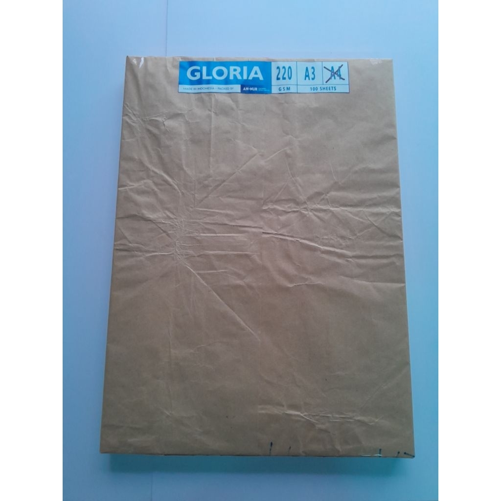 

Karton Gloria 220 GSM A3 (30×42)cm²/100 lbr