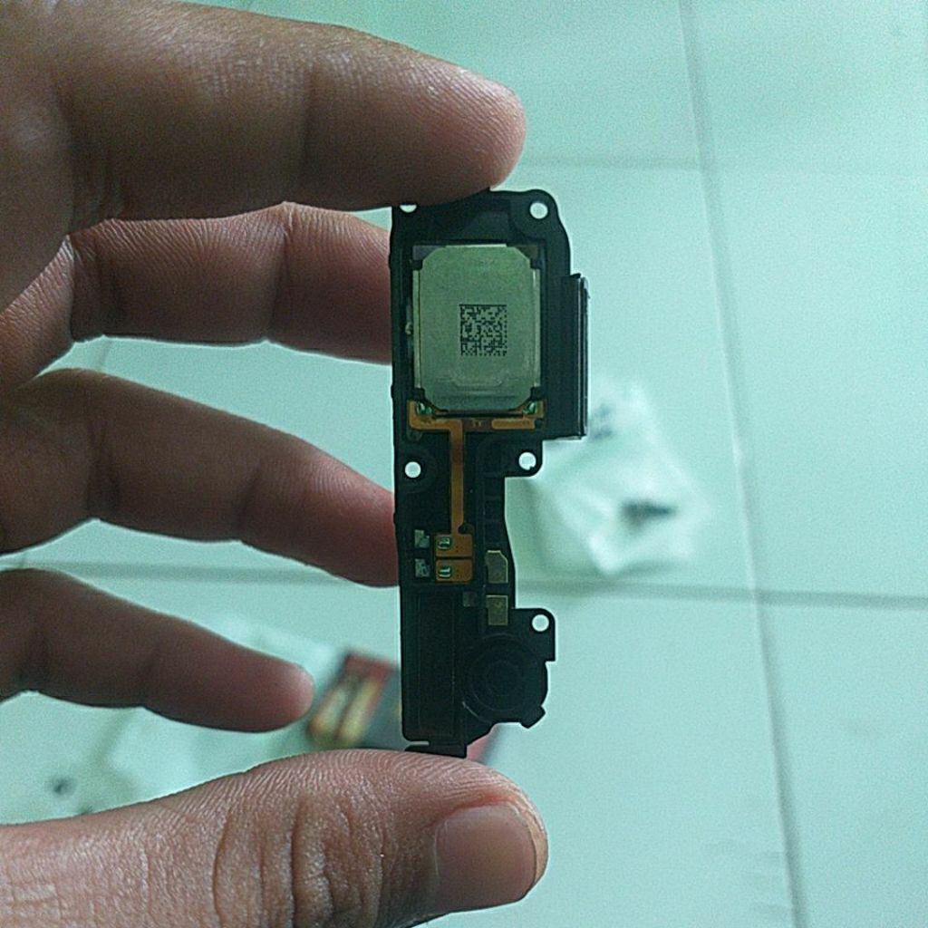 bazzer hp poco m4 pro second like new