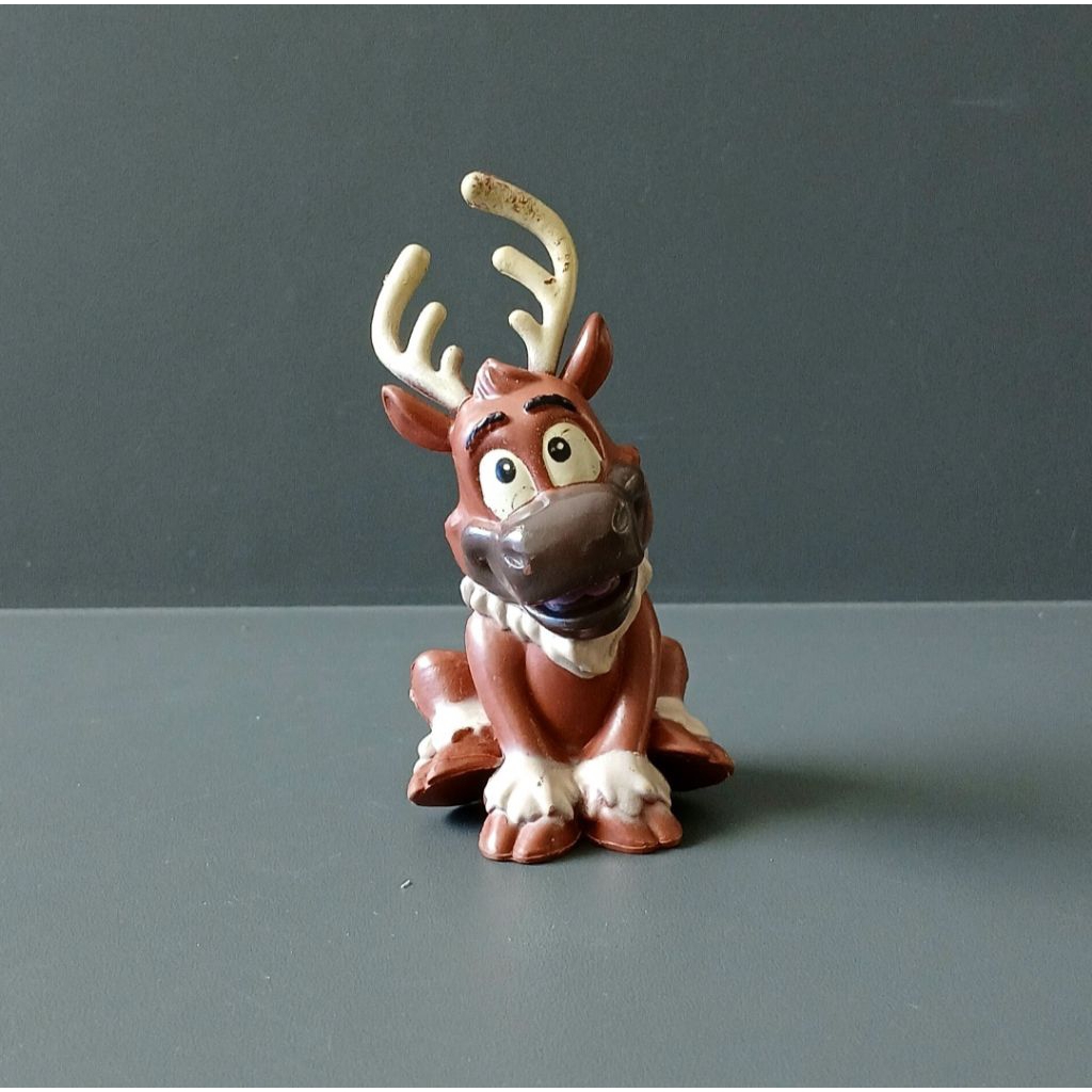 mainan figure Sven Reindeer Frozen