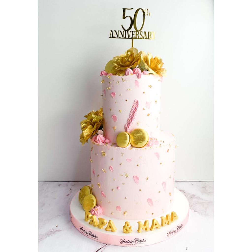 

Kue Ulang Tahun/Birthday Cake/Kue Ultah Tema Flower/Kue 2 tingkat pink/Kue Birthday Jakarta/Cake Flower Gold