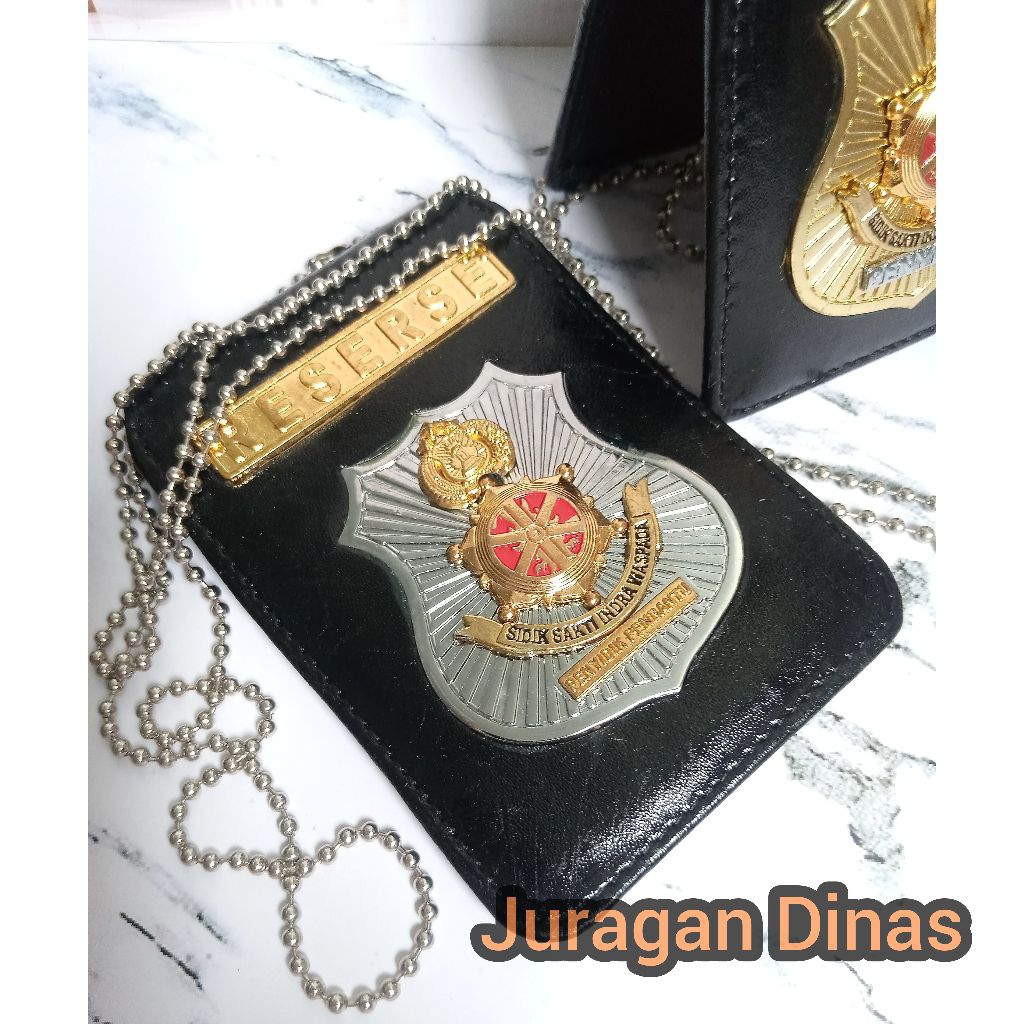 

Dompet Lencana kalung penyidik pembantu polri / kalung id card penyidik perwira / id card reskrim jatah polri / id card reserse polri