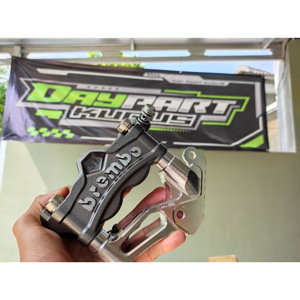 kaliper brembo m7 set breket kaliper pnp skok depan yamaha vixion kyb jupiter mx caliper 8rembo m 7 