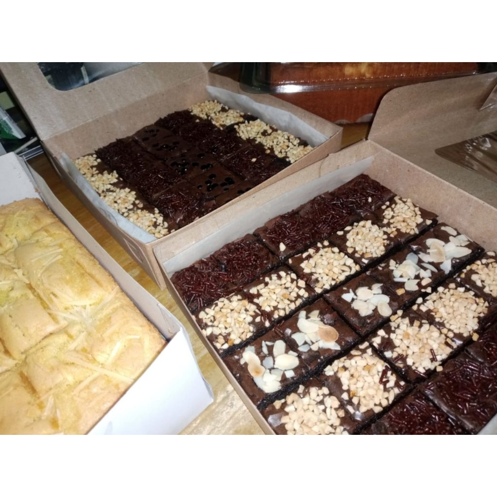 

Brownies Panggang Fudgy Shiny