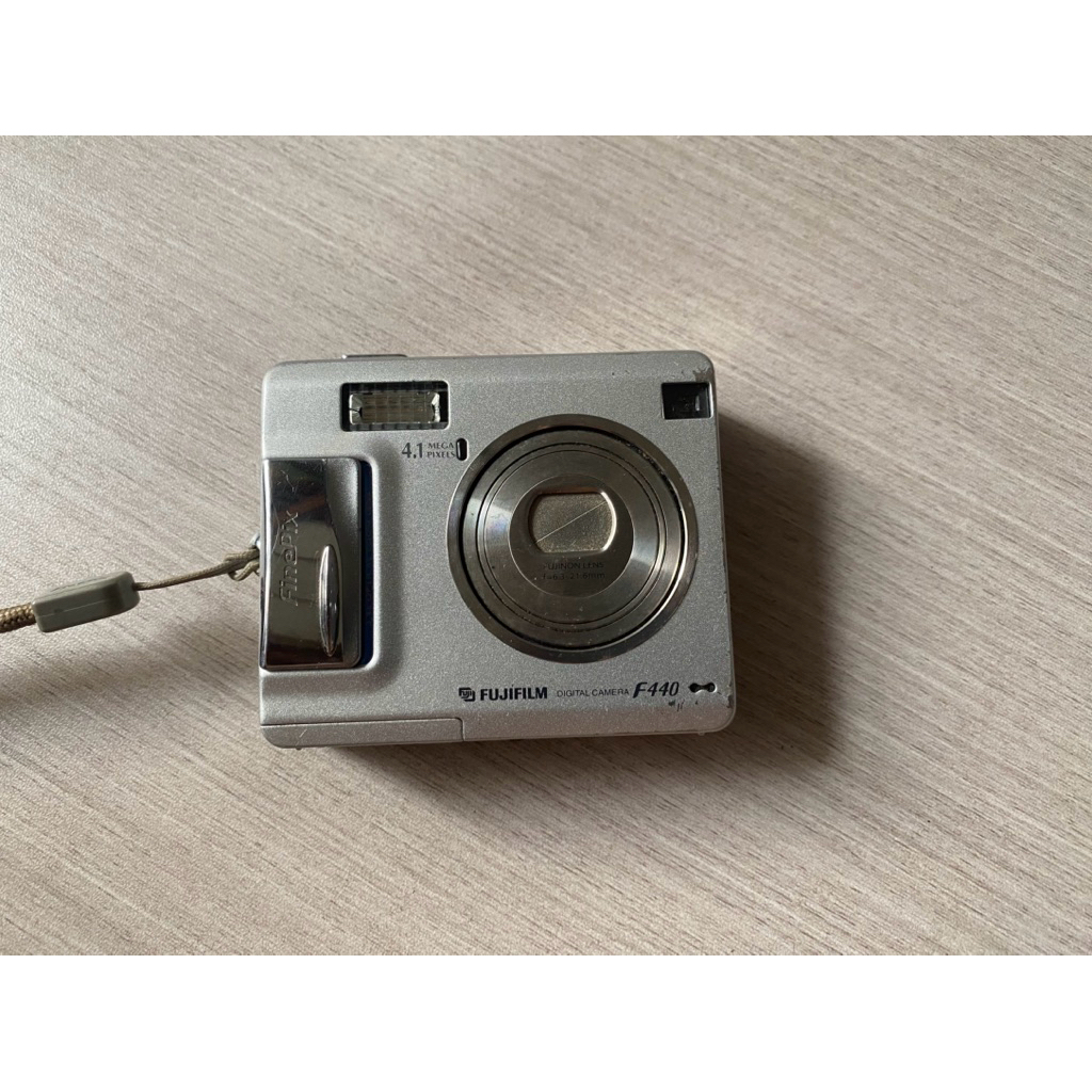 Kamera Fujifilm Finepix F440