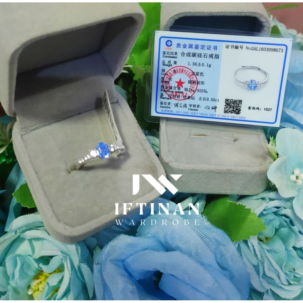 Rare Cincin Moissanite Blue Sky Oval 0,5 ct, S925