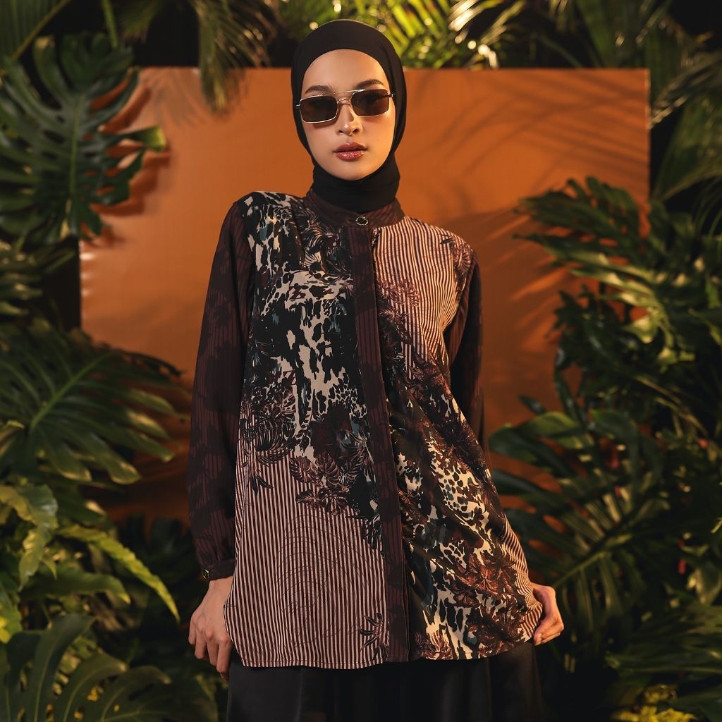 Zaskia Sungkar Dakota Blouse