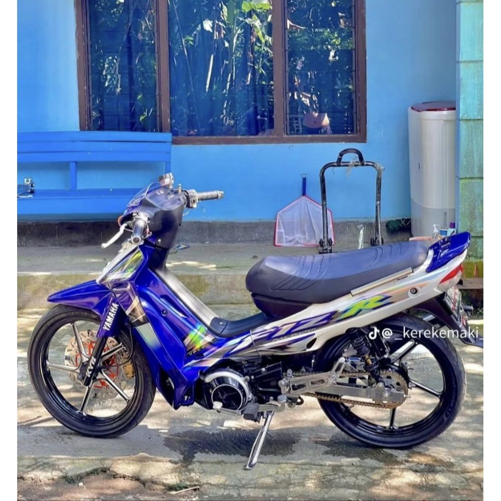 STRIPING FIZR 2004 VARIASI HOLOGRAM