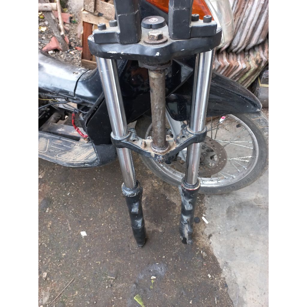 shock depan pulsar/ns original