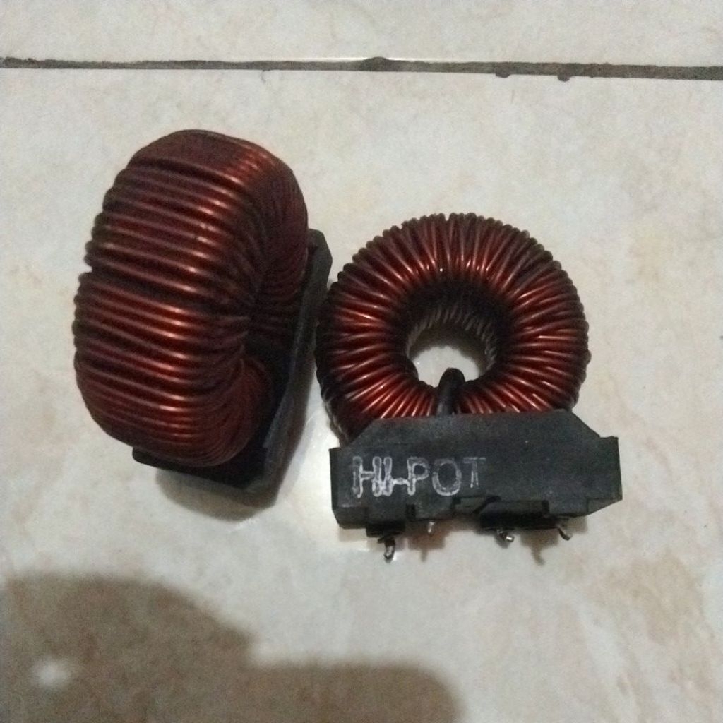 

FERRIT CORE DIA METER 5 CM T 6 CM PIN 4