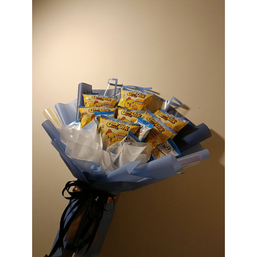 

Snack Bouquet | Gift for Graduation | Buket Snack Ciki | Buket Murah Jember