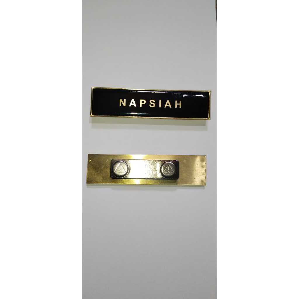 

nametag kuningan resin murah