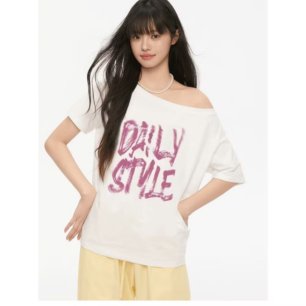 Tshirt Amerika Daily stat Gaya jalanan Amerika Tshirt  Asymmetrical Offshoulder Top AHS