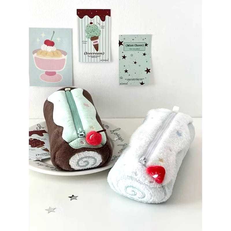 

[PO] Kotak Pensil Pencil Case Roll Cake Theme Fluffy Lembut Stationary School Cute Pastel