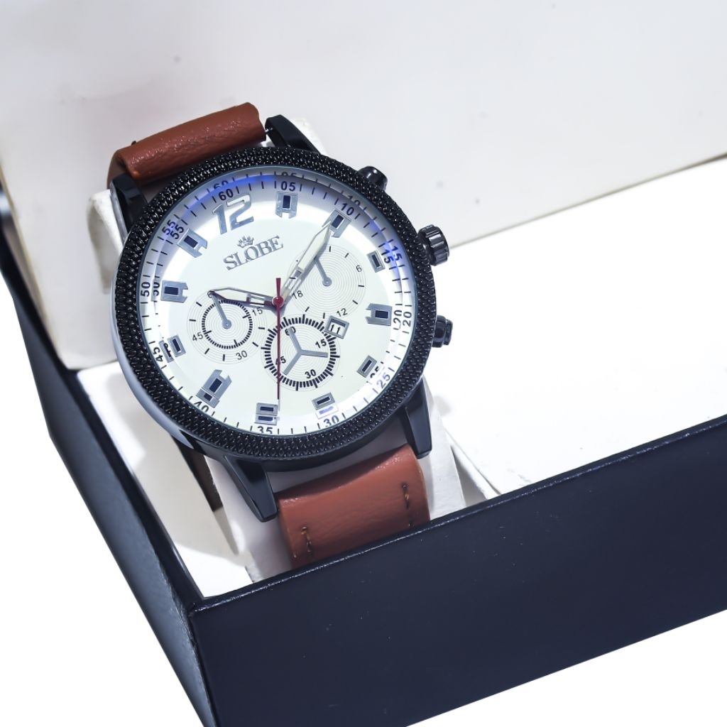 SLOBE Jam Tangan Pria Kulit Analog Free (1 Box Kode 2.9