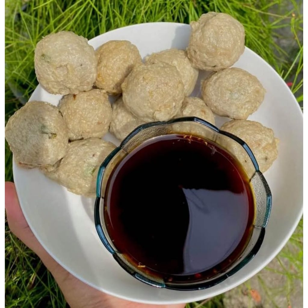 

pempek adaan ikan tenggiri isi 10