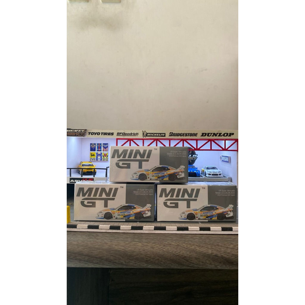 MiniGT Silvia S15 Sailun LBWK