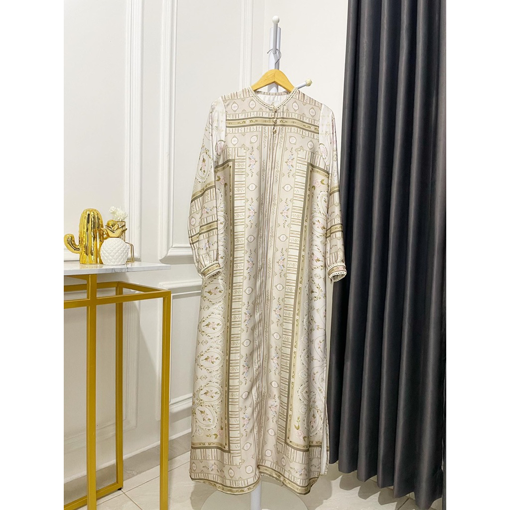 preloved dress ayudyahandari (buttonscarves nada puspita benang jarum lasabelle wearing klamby)