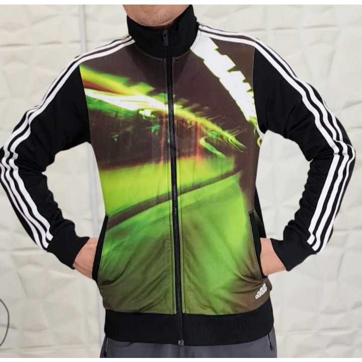 Jaket Tracktop Adidas Print Motif Bagian Depan