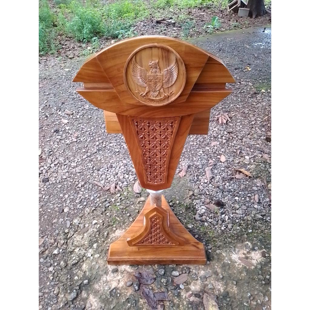 podium tiang stanlis, podium tiang stainles minimalis, podium kayu jati, podium minimalis, podium ce