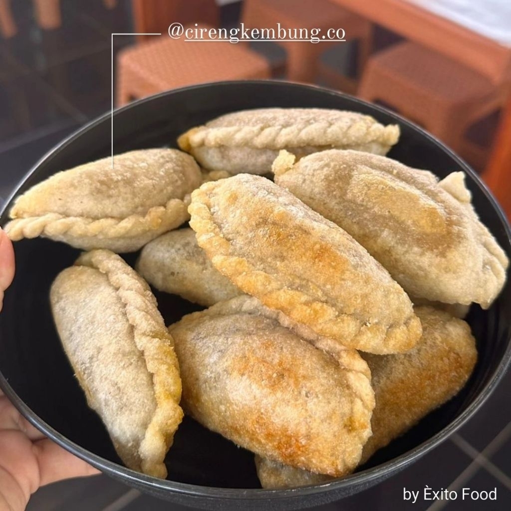 

Cireng Isi Ayam Suwir Original tidak pedas ukuran besar by Èxito Food