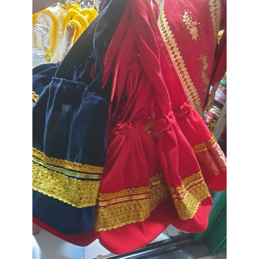 Tas Uncang Bludru