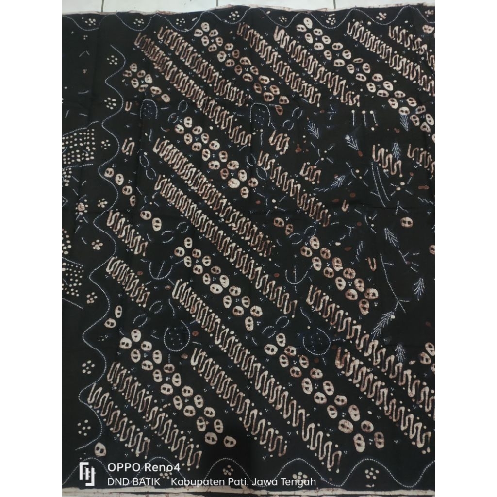 SARUNG BATIK TULIS ASLI BAKARAN PATI MOTIF LADRANG KAWUNG