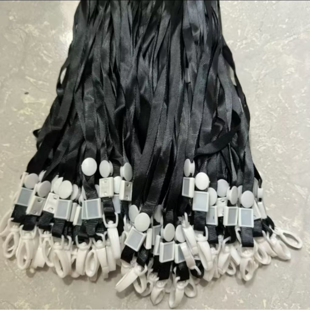 

tali id lanyard kait warna hitam jual persepuluh