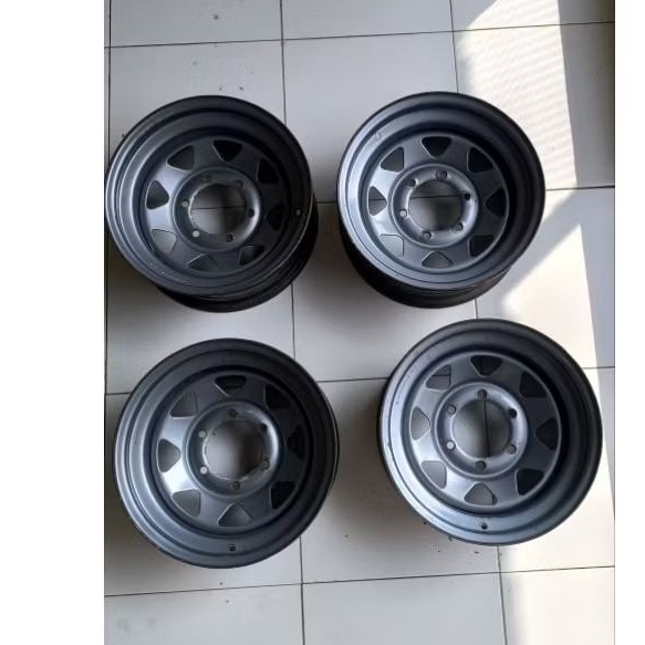 Velg Avantech Lubang 6 x 139 Untuk Toyota Hardtop FJ BJ VX Prado Bekas