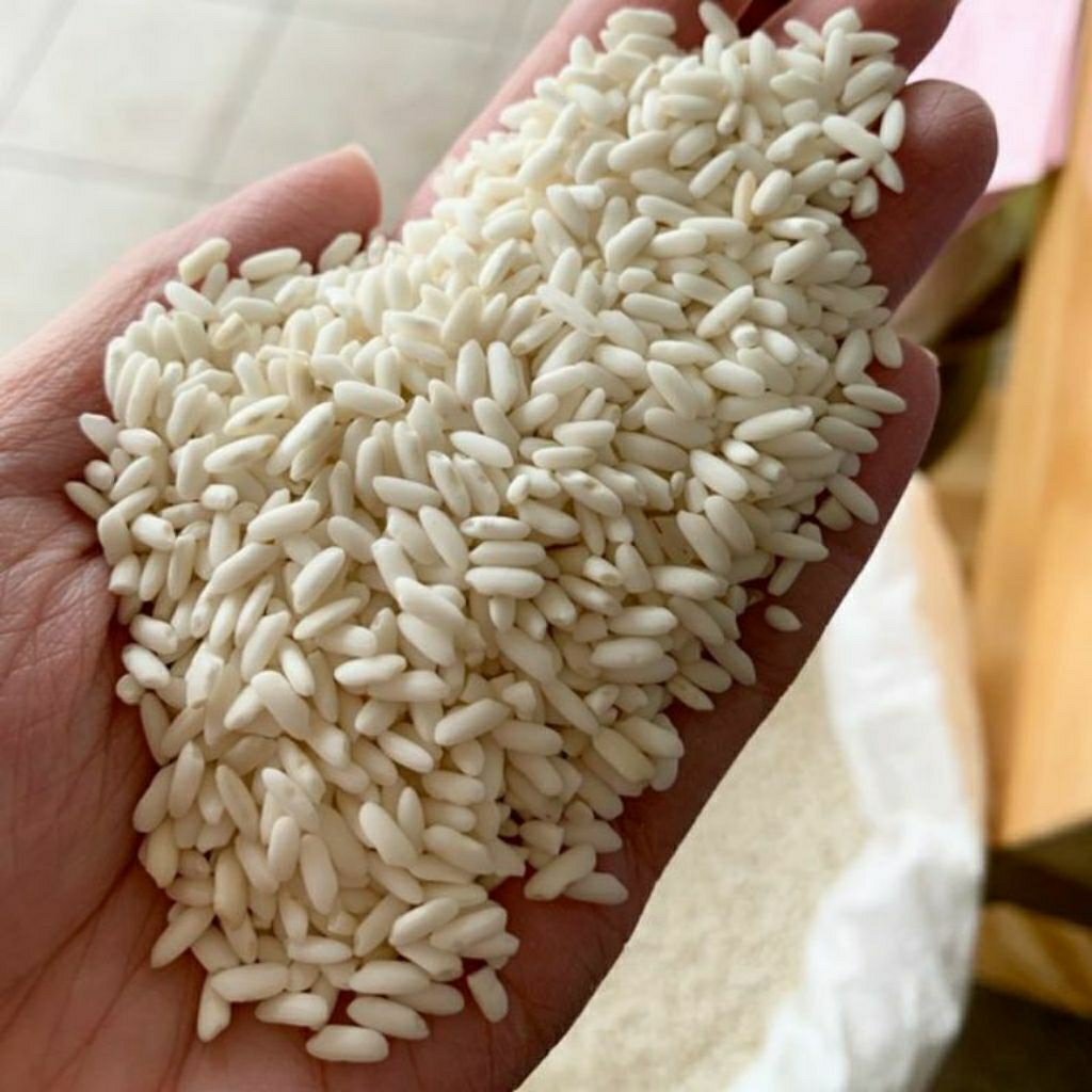 

Beras Ketan asli cianjur 1kg