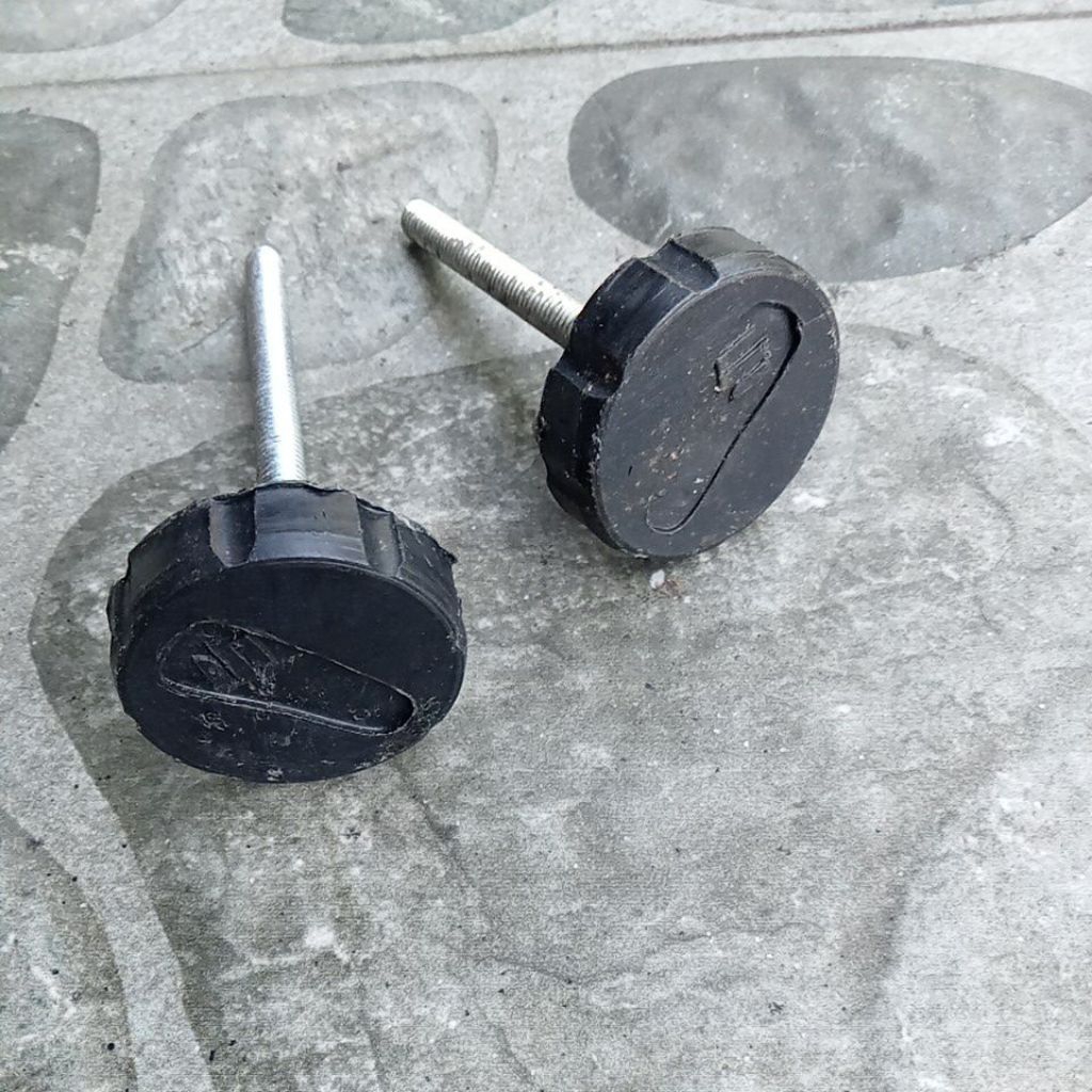 Baut Cover Aki Tutup Accu Body  Motor Suzuki A100 A2 A3 Nos