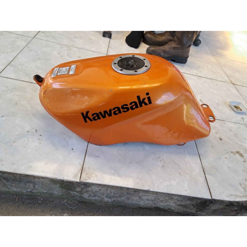 Tangki Ninja RR Old/New