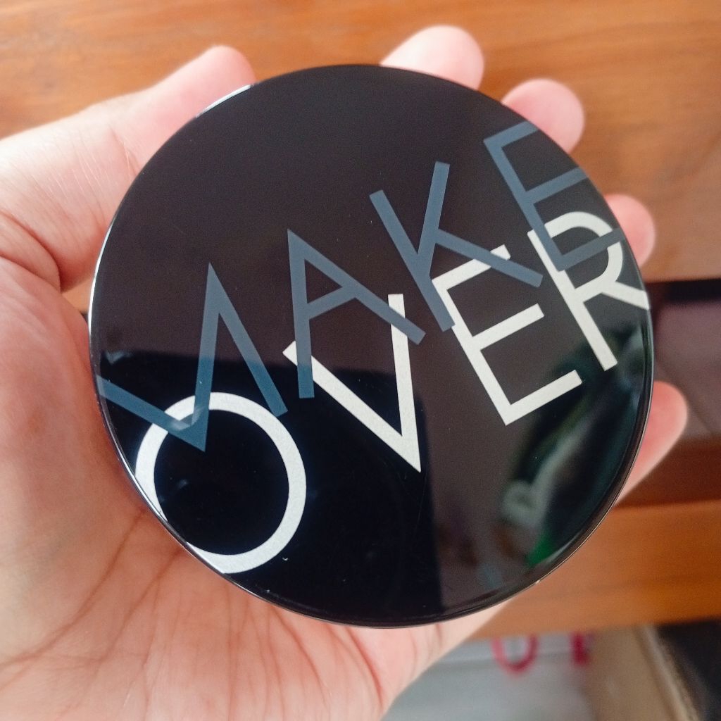 (PRELOVED) PL BUKAN BARU BEDAK TABUR MAKE OVER MAKEOVER SHADE 01 PORCELAIN