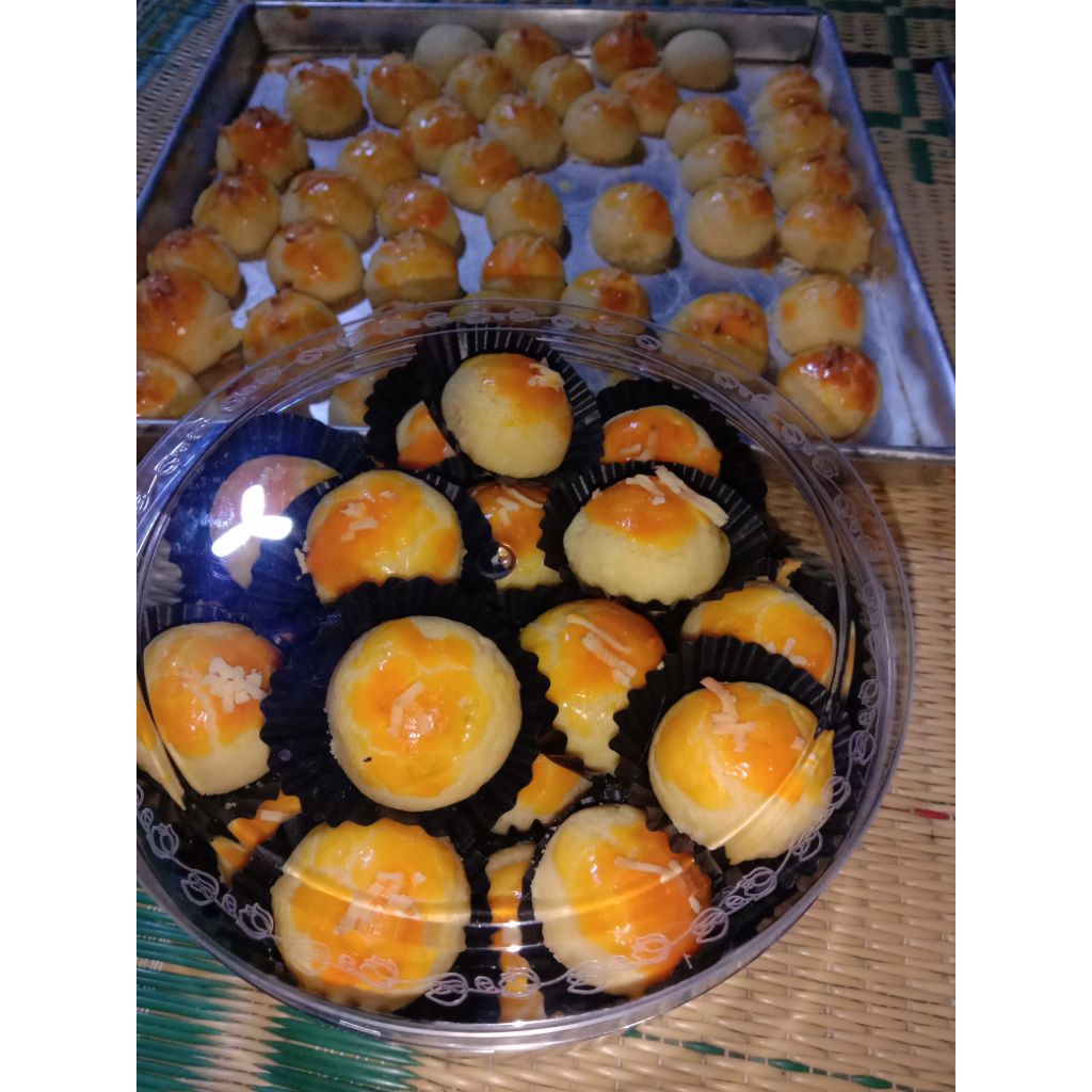 

kue nastar keju cup/kue kering/kue lebaran ukuran toples 500gr, 250,dan 800ml